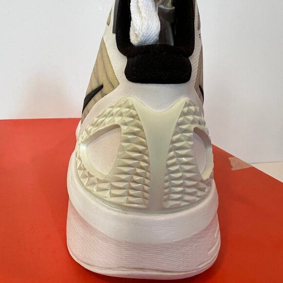 Nike Zoom Hyperdunk 2011 TB, New in Box, women's size 7 - Picture 5 of 11